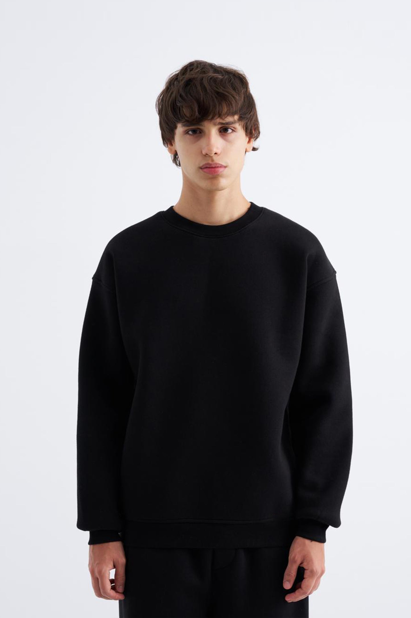 Oversize Basic Siyah Sweatshirt