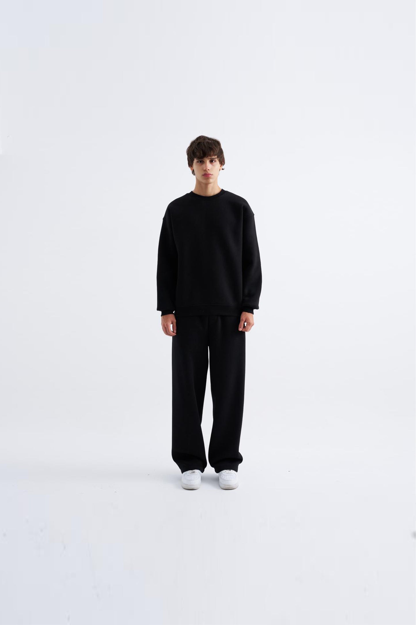 Oversize Basic Siyah Sweatshirt