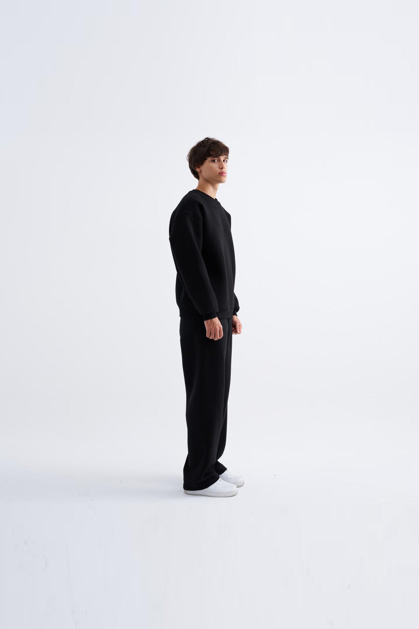 Oversize Basic Siyah Sweatshirt
